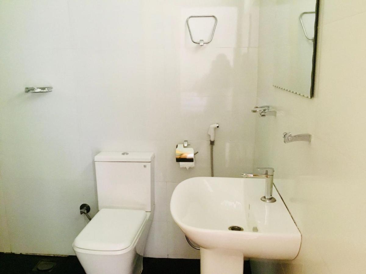 Diyaluma Falls Inn Koslanda Bagian luar foto